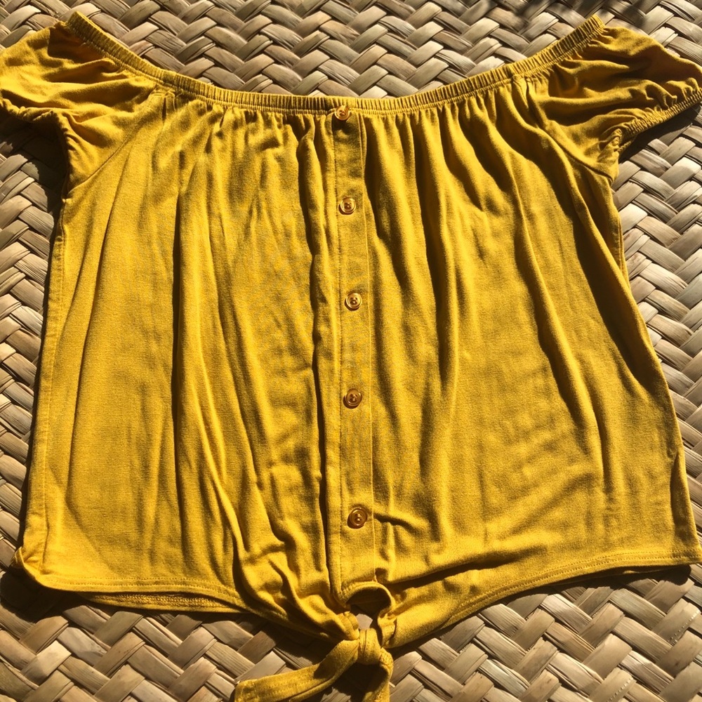 Cropped blouse